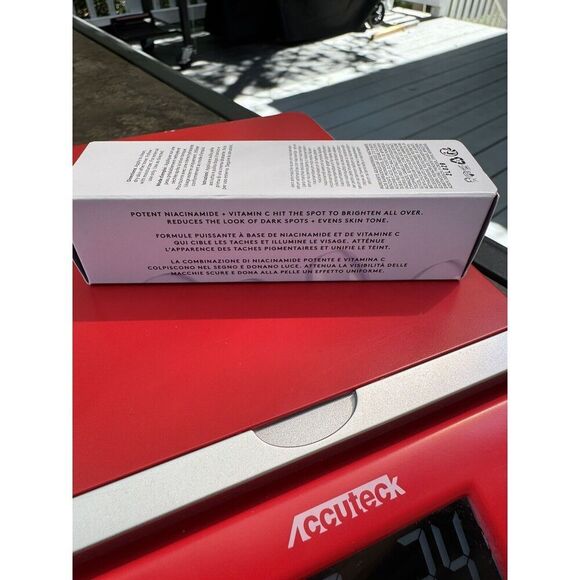 Fenty Skin Watch Ya Tone Niacinamide Dark Spot Serum, 1 oz Cruelty-Free Vegan - Picture 3 of 12